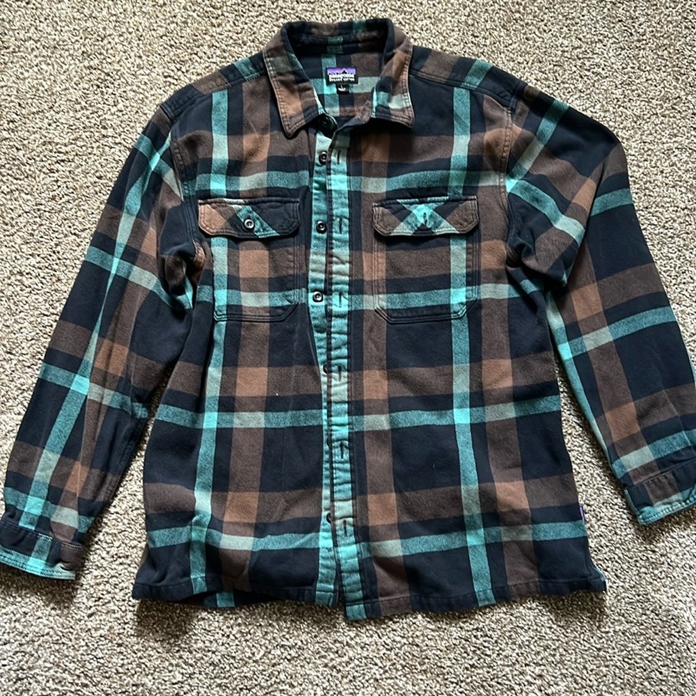 Patagonia organic cotton fjord flannel shirt